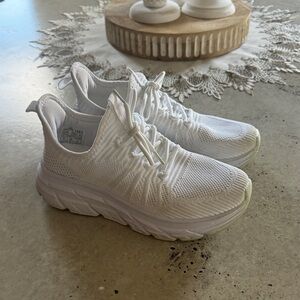 SHEIN Women's White Athletic Shoes